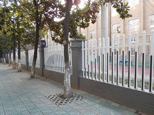 pvc圍墻護欄圖片3